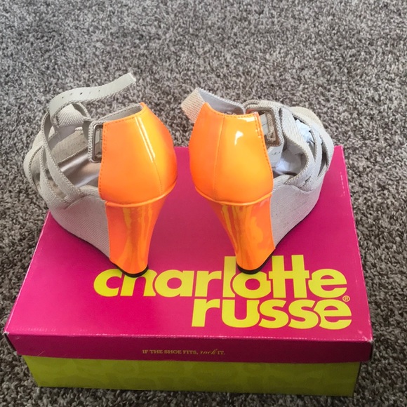 Heels - Picture 5 of 5